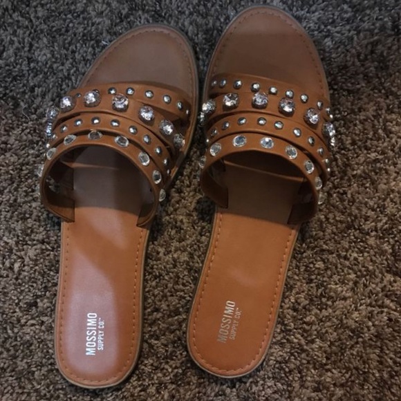 Mossimo Supply Co. Shoes - I don’t use them anymore !